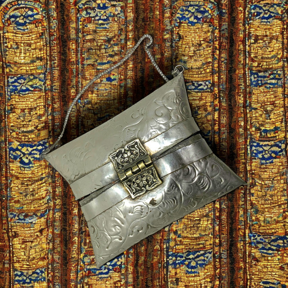 Vintage Byzantine Silver Tone Metal Hinged Pillow Purse Tiny Velvet Lined - Picture 6 of 7